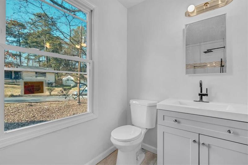 Image for property 2080 Bluffton Way, Decatur, GA 30035