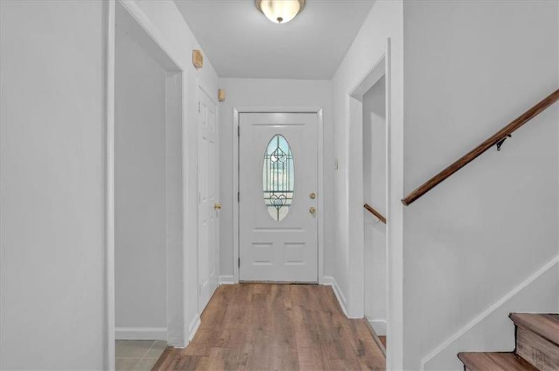 Image for property 2080 Bluffton Way, Decatur, GA 30035