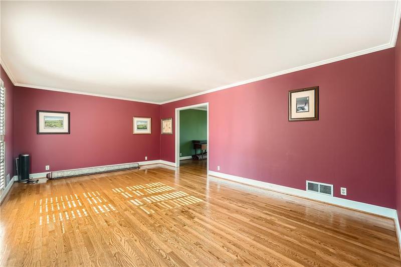 Image for property 2958 Applewood Court, Atlanta, GA 30345