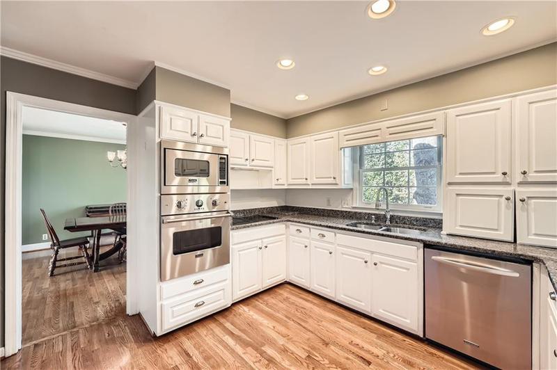 Image for property 2958 Applewood Court, Atlanta, GA 30345