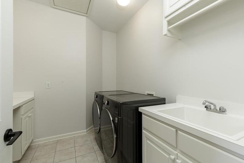Image for property 1135 Richmond Glen Circle, Alpharetta, GA 30004