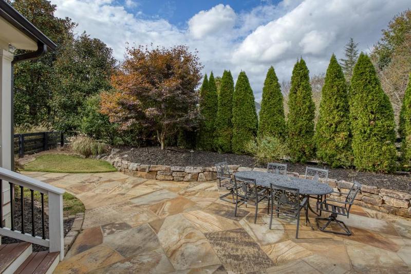 Image for property 1135 Richmond Glen Circle, Alpharetta, GA 30004