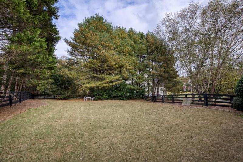 Image for property 1135 Richmond Glen Circle, Alpharetta, GA 30004
