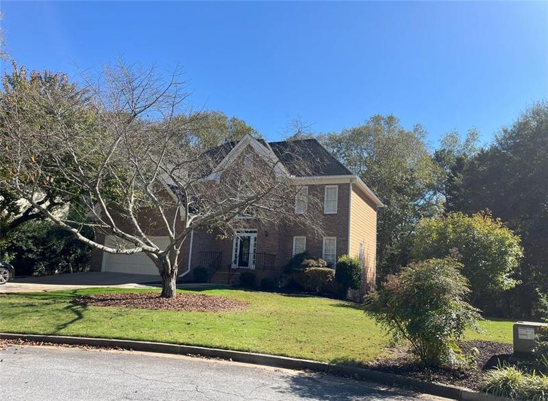 Image for property 221 Larkshyre Trail, Lawrenceville, GA 30043