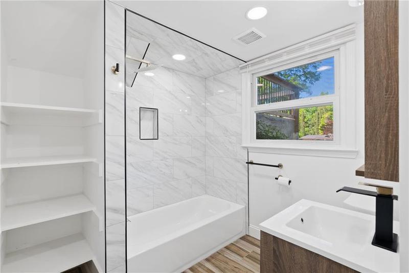 Image for property 3456 Thornewood Drive, Atlanta, GA 30340