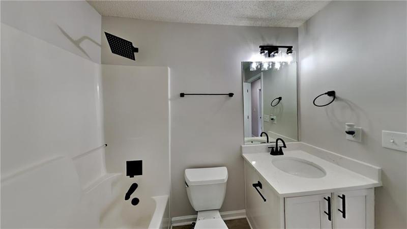 Image for property 101 Hickory Leaf Lane, Acworth, GA 30101