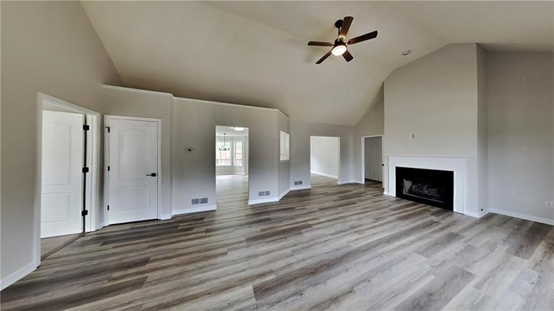 Image for property 101 Hickory Leaf Lane, Acworth, GA 30101
