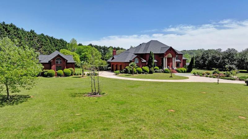 Image for property 5010 Heardmont Trace Road, Cumming, GA 30028