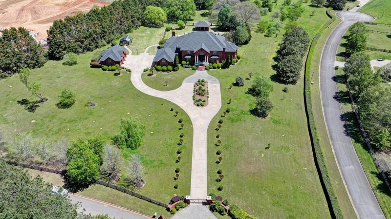 Image for property 5010 Heardmont Trace Road, Cumming, GA 30028