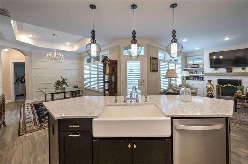 Image for property 102 Windmill Way, Carrollton, GA 30117