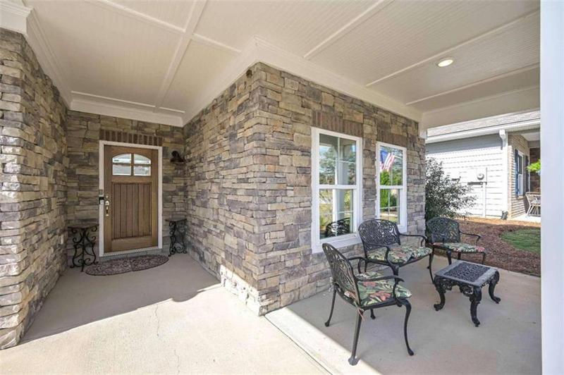 Image for property 102 Windmill Way, Carrollton, GA 30117