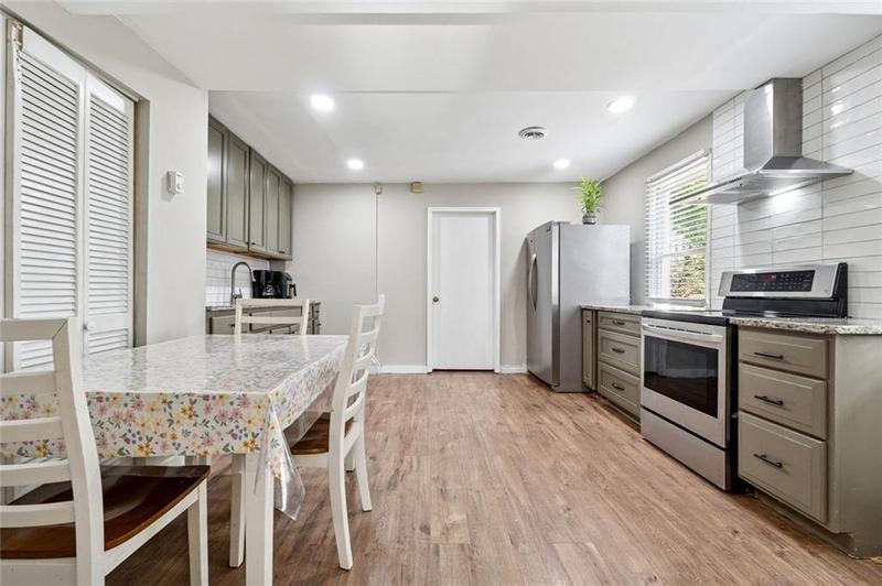 Image for property 760 Whitehall Way, Roswell, GA 30076