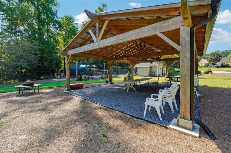 Image for property 760 Whitehall Way, Roswell, GA 30076
