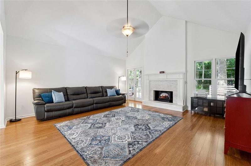 Image for property 760 Whitehall Way, Roswell, GA 30076