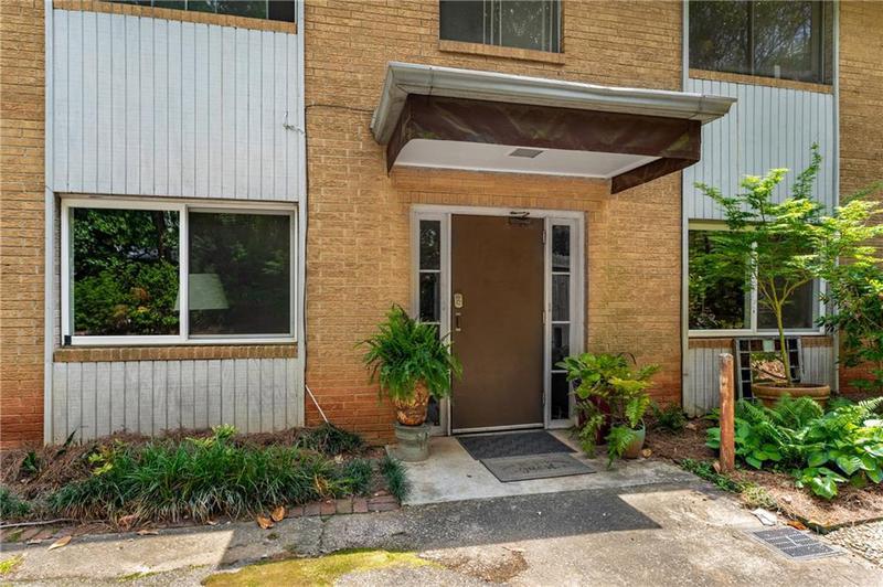 Image for property 148 Waverly Way 10, Atlanta, GA 30307