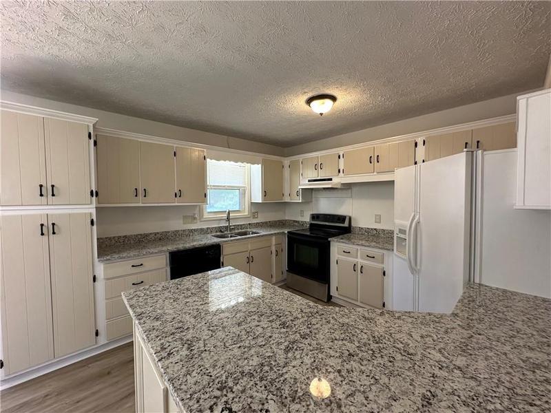 Image for property 3005 Lakeridge Drive, Conyers, GA 30094