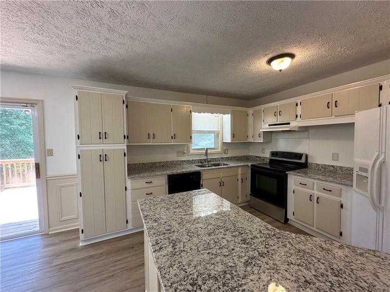 Image for property 3005 Lakeridge Drive, Conyers, GA 30094