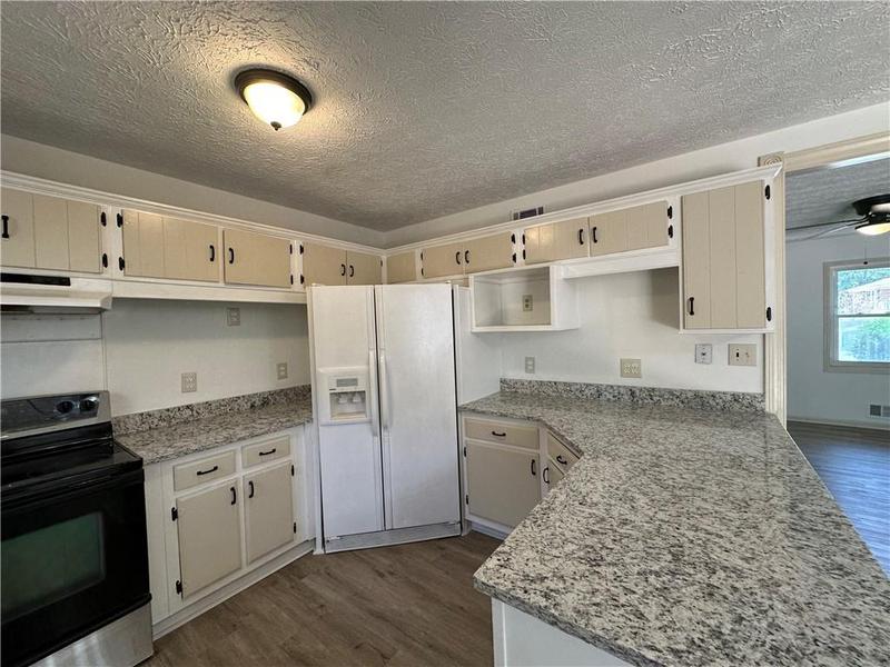 Image for property 3005 Lakeridge Drive, Conyers, GA 30094