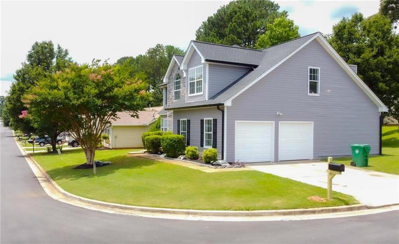 Image for property 2630 Rambling Way, Lithonia, GA 30058