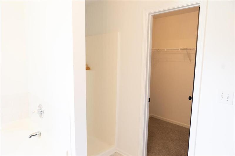 Image for property 2630 Rambling Way, Lithonia, GA 30058