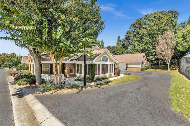 Image for property 501 Cascade Park Drive, Atlanta, GA 30331
