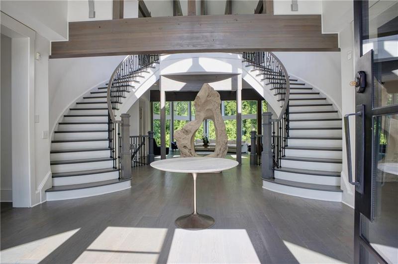 Image for property 2883 Roxboro Road, Atlanta, GA 30324