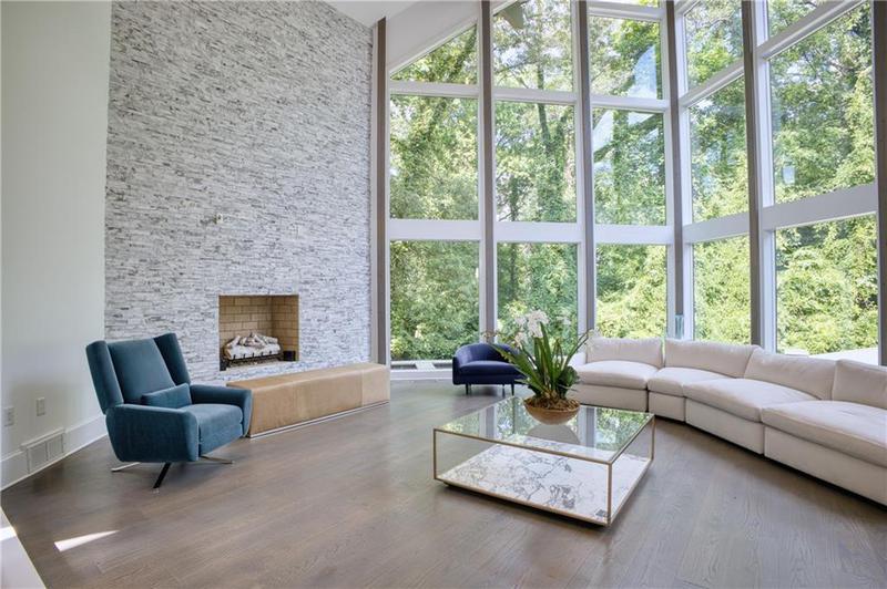 Image for property 2883 Roxboro Road, Atlanta, GA 30324