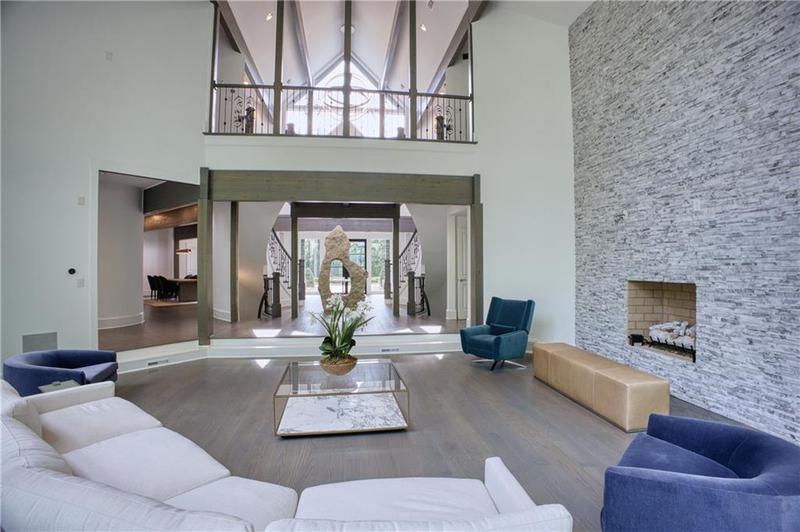 Image for property 2883 Roxboro Road, Atlanta, GA 30324