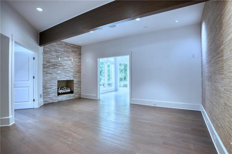 Image for property 2883 Roxboro Road, Atlanta, GA 30324