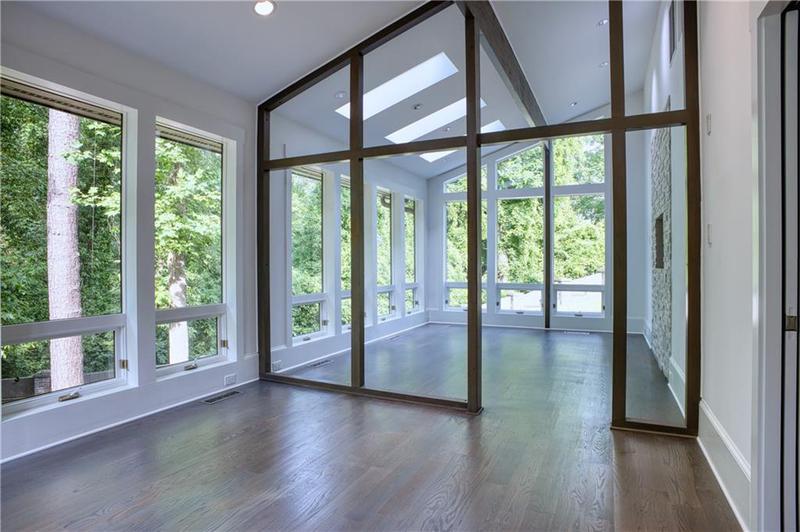 Image for property 2883 Roxboro Road, Atlanta, GA 30324