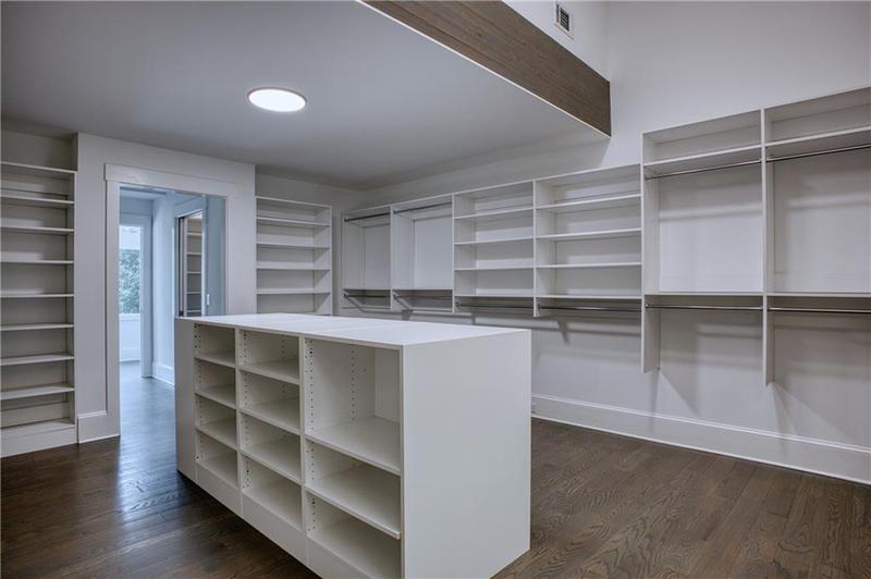 Image for property 2883 Roxboro Road, Atlanta, GA 30324