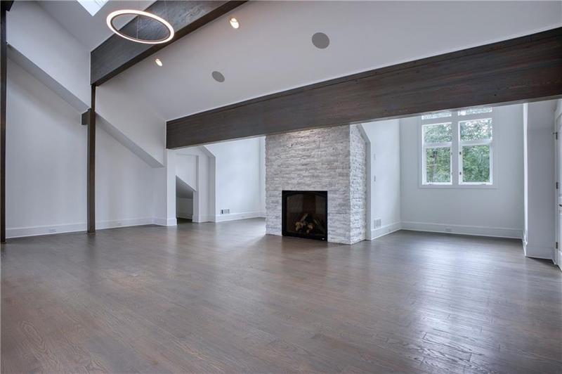 Image for property 2883 Roxboro Road, Atlanta, GA 30324