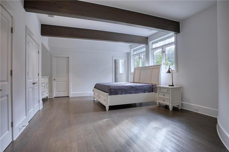 Image for property 2883 Roxboro Road, Atlanta, GA 30324