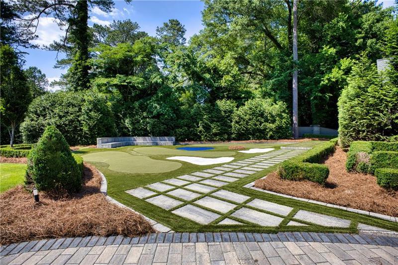 Image for property 2883 Roxboro Road, Atlanta, GA 30324