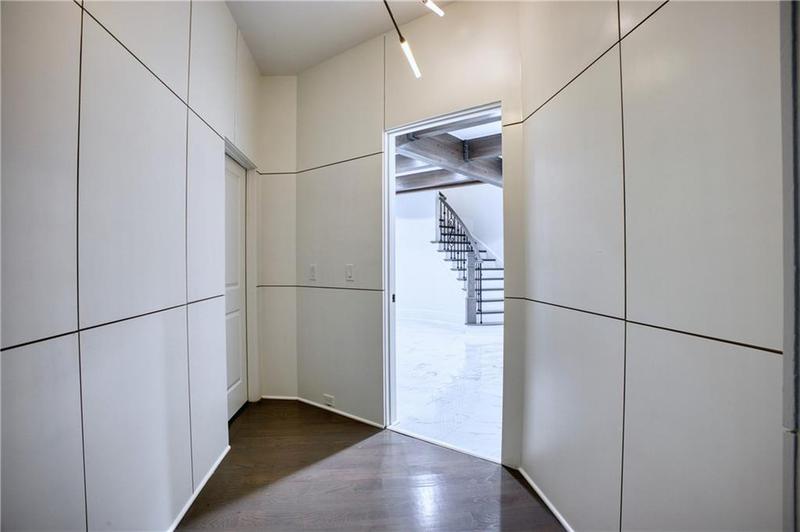 Image for property 2883 Roxboro Road, Atlanta, GA 30324