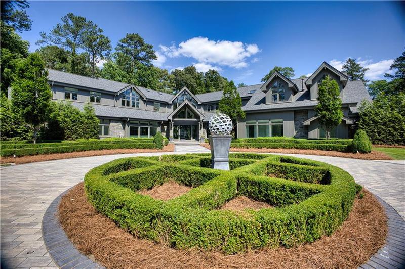 Image for property 2883 Roxboro Road, Atlanta, GA 30324
