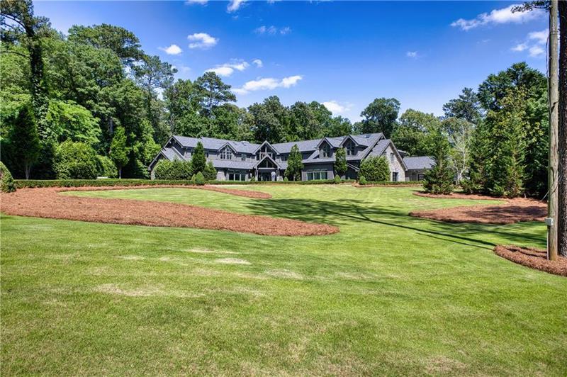 Image for property 2883 Roxboro Road, Atlanta, GA 30324
