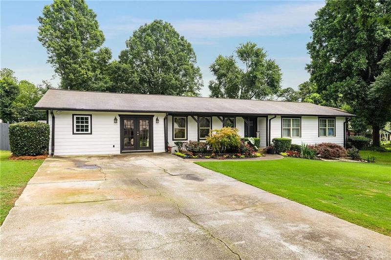 Image for property 3844 Saddle Ridge Drive, Snellville, GA 30039