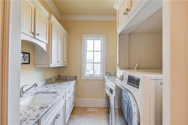 Image for property 5004 Gunnison Trace, Suwanee, GA 30024