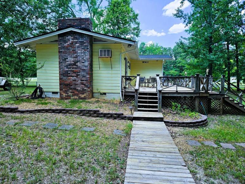 Image for property 5159 Summer Place Road, Cedar Bluff, AL 35959