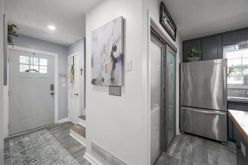 Image for property 9050 Pine Tree Circle, Gainesville, GA 30506