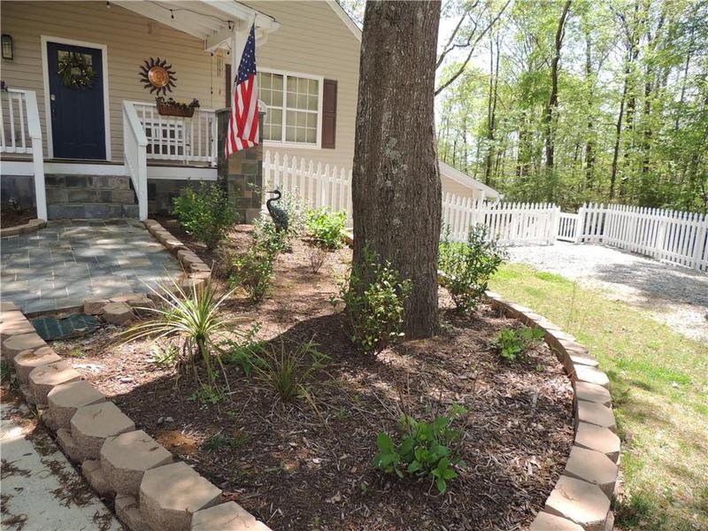 Image for property 9050 Pine Tree Circle, Gainesville, GA 30506