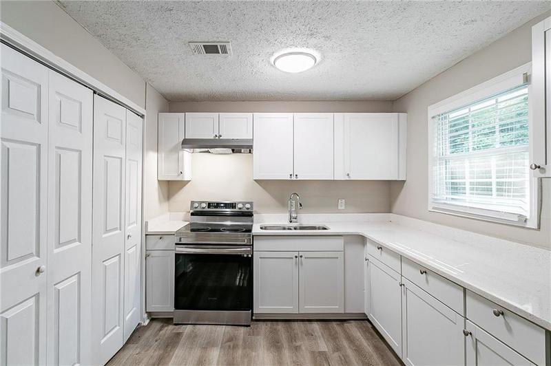 Image for property 1669 Freedom Valley, Decatur, GA 30032