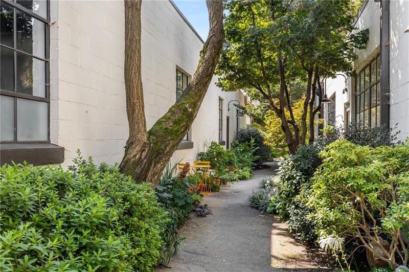 Image for property 834 Dekalb Avenue D, Atlanta, GA 30307