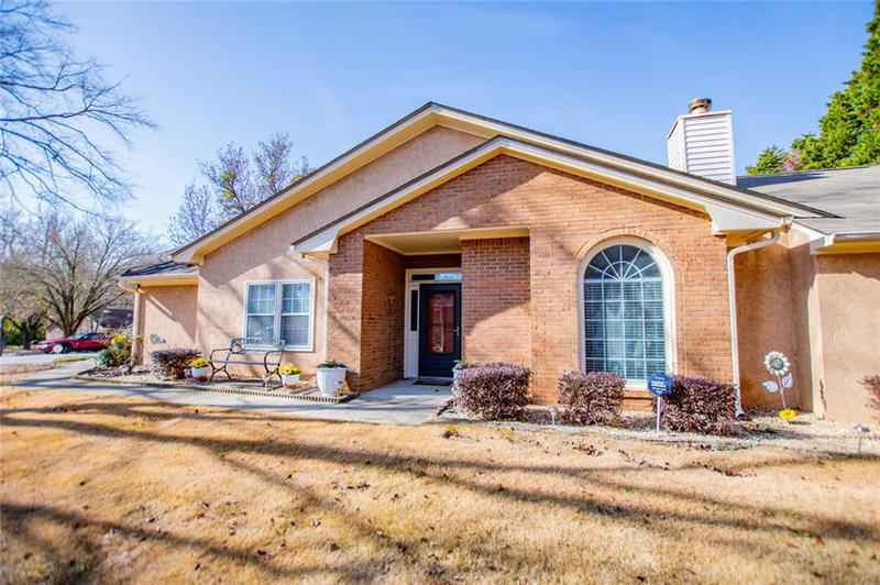 Image for property 7169 Woodridge Lane, Union City, GA 30291