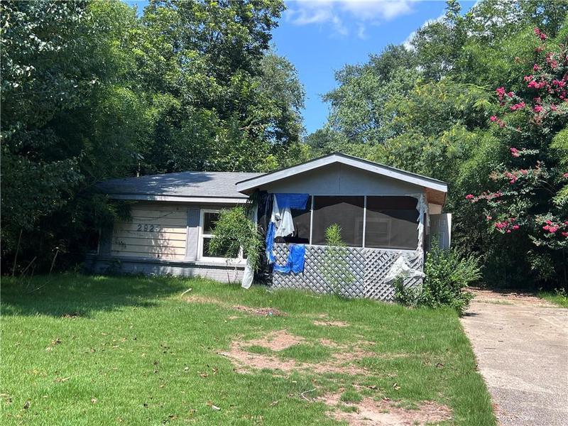 Image for property 2920 Hall Drive, Smyrna, GA 30082