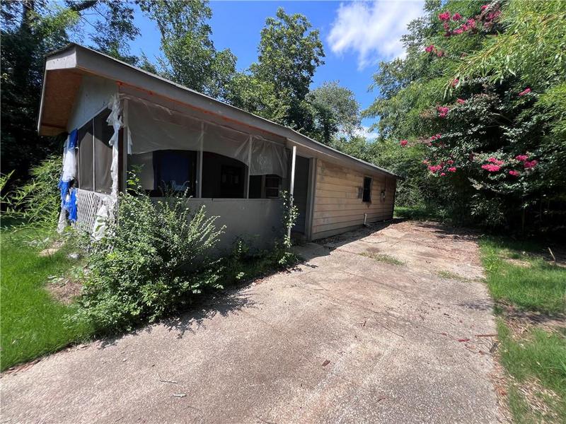 Image for property 2920 Hall Drive, Smyrna, GA 30082