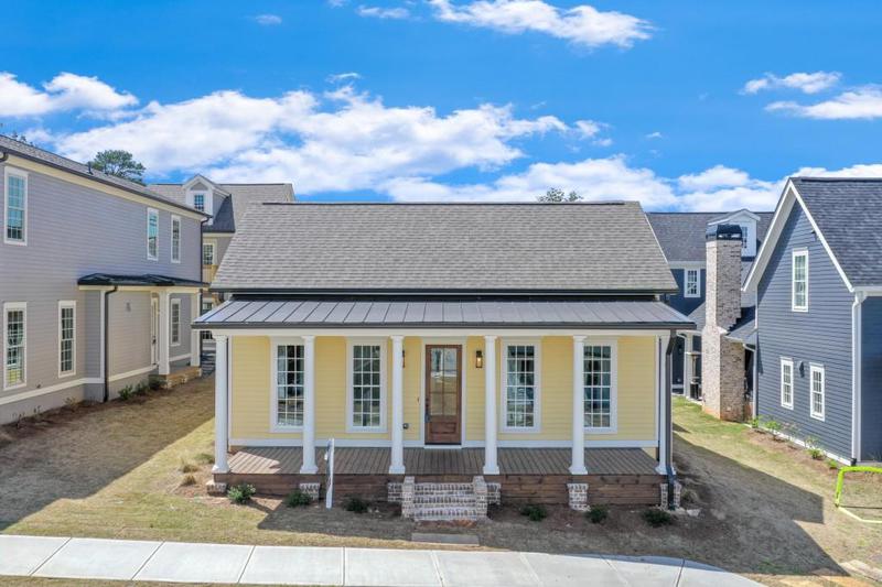 Image for property 929 Hilltop Park Court, Dacula, GA 30019