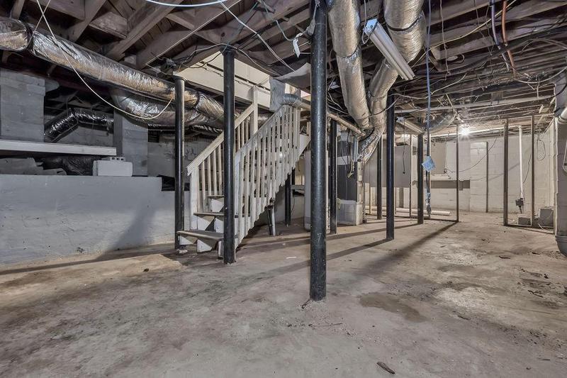 Image for property 1761 Venetian Drive, Atlanta, GA 30311