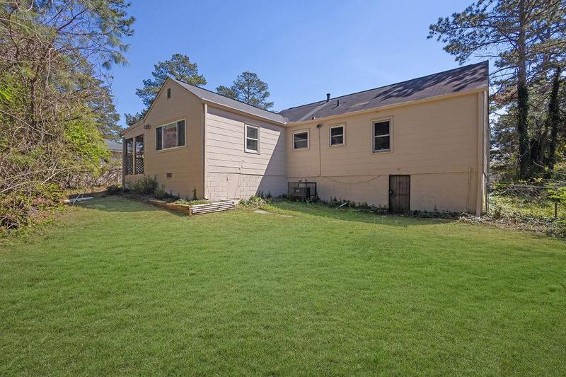 Image for property 1761 Venetian Drive, Atlanta, GA 30311